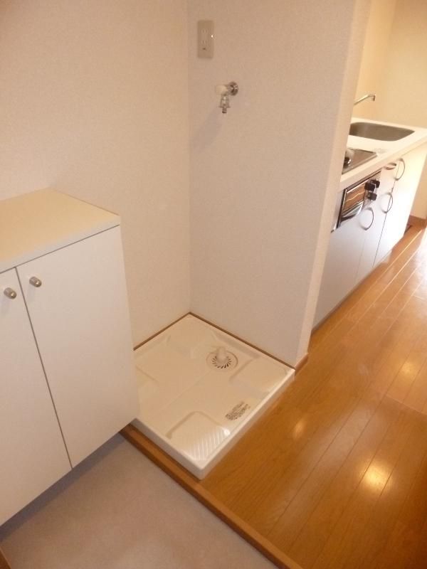 【その他部屋・スペース】　室内洗濯機置き場